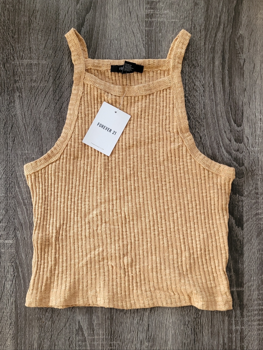 NWT Forever 21 Cropped Knit Top